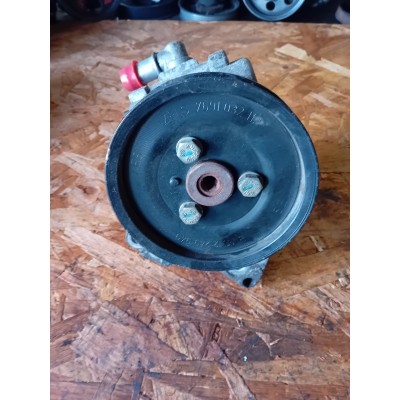 BOMBA DE DIREÇAO LAND ROVER...